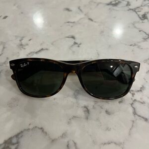 Ray Bans NEW WAYFARER CLASSIC